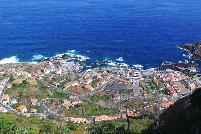 Private Full Day 4X4 Experience: East or West - Pico do Arieiro: a quick rise with serious payoff