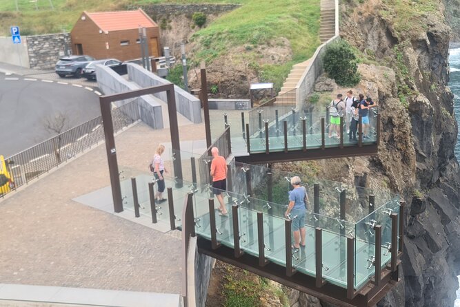 Private Full Day Island Tour in Madeira - Stop 1: Miradouro do Cristo Rei do Garajau