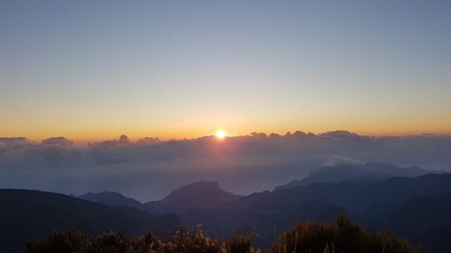 Private Jeep Tour Santana to East-Side - Pico do Arieiro, where you start above the clouds