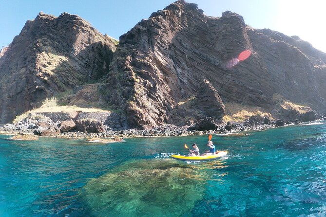 Private Kayak Tour & Snorkeling in Câmara de Lobos - Where you meet and when you can go (so you plan right)