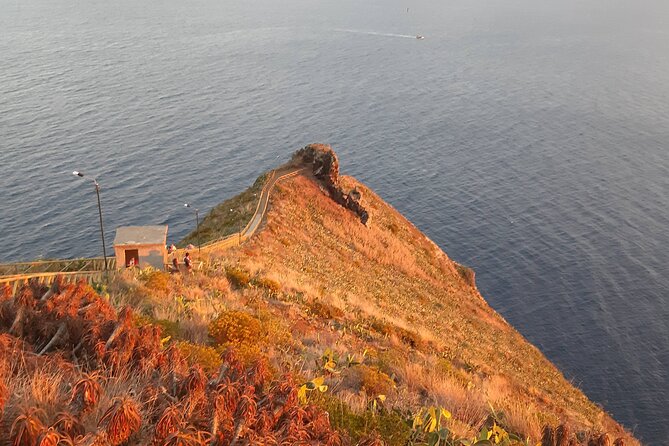 Private Madeira Sunset Cristo Rei Tour - Why the guide and live commentary matter more than you think