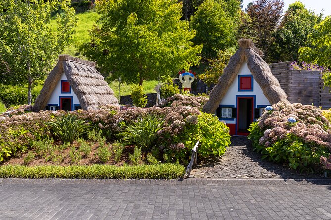 Private Service Madeira Theme Park Visit - Santana - Weather reality in Santana, plus how to plan your day