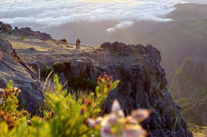 Private Sunrise Pico do Areeiro Half Day with easy levada walk - The 6:00 am start that actually makes sense