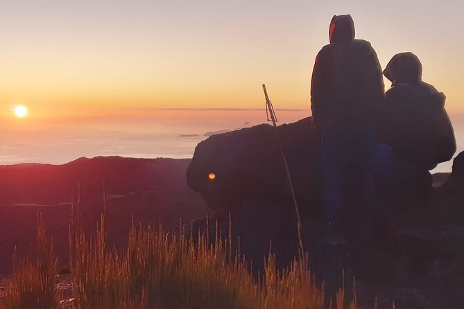 Private Sunrise Pico do Areeiro Half Day with easy levada walk - Miradouro do Guindaste: the glass platform skywalk moment