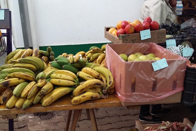 Private Tour Half-day Typical Market - Santo da Serra farm market: what you’ll actually do there
