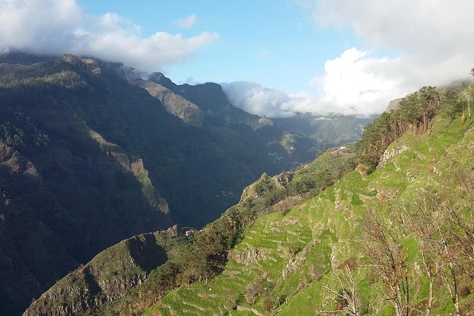 Private Tour The Sagrada Familia - Pickup From Anywhere on Madeira Keeps Your Day From Getting Stressed