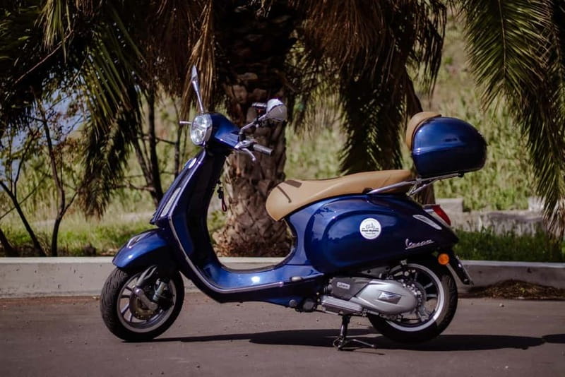 Private Vespa Tour Nun´s Valley,Câmara Lobos,CaboGirão(4hrs) - Eira do Serrado and Curral das Freiras: the Nun’s Valley viewpoint at 1,094 meters
