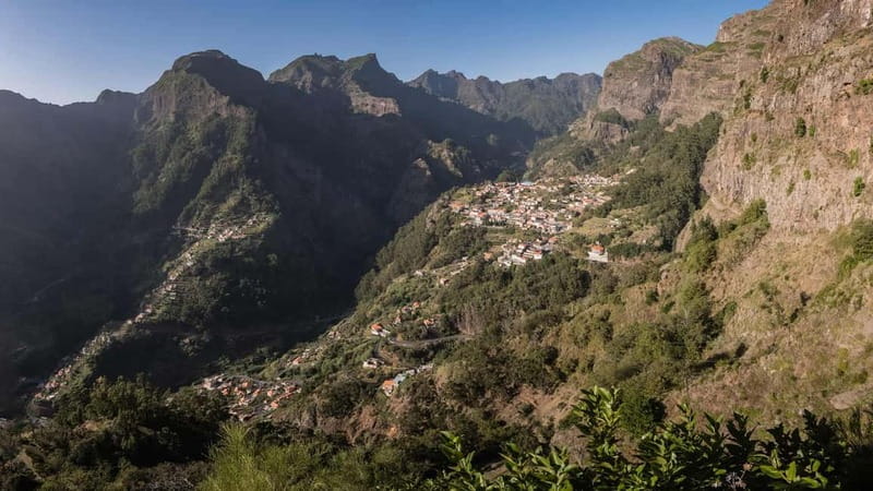 Private Vespa Tour Nun´s Valley,Câmara Lobos,CaboGirão(4hrs) - Pace and timing: 4 hours that feel full, not chaotic