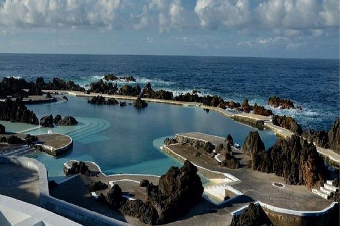Private VipTours up to 4pax/8pax/19pax - Stop 1: How your customized Madeira route usually plays out