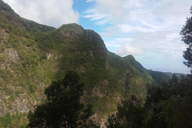 Queimadas-Caldeirão Verde - Group Size, Pace, and the Guide’s Role