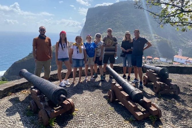 Return to Madeira Island in 2 days - Day 1: Camacha crafts, Pico do Arieiro, then the north-coast swing to Porto Moniz
