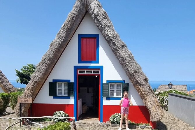 Scenic Hiking and Rum Tasting Experience - Stop 3: Miradouro do Guindaste Skywalk, ocean views in 15 minutes