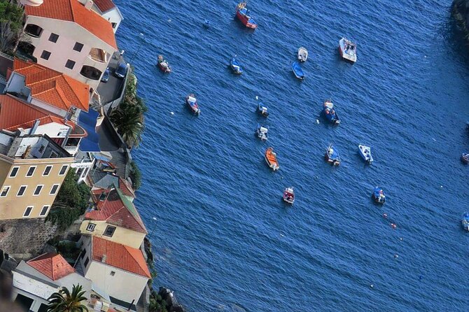 Skywalk, Vineyards, Landscapes and 4x4 Experience in Madeira - Baía de Câmara de Lobos, a second look at the harbor mood