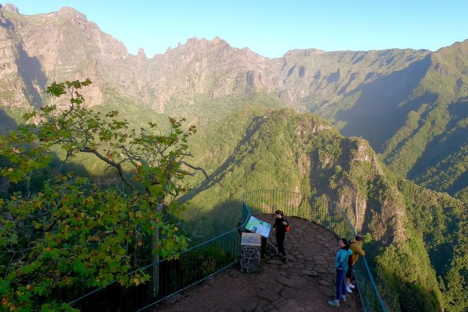 Sunrise Tour @ Pico Do Areiro | Half Day 4x4 Tour - FAQ