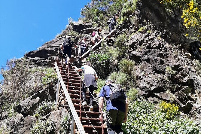 Sunrise & Walk to "Stairway to Heaven" - When weather changes, the best guides change with it