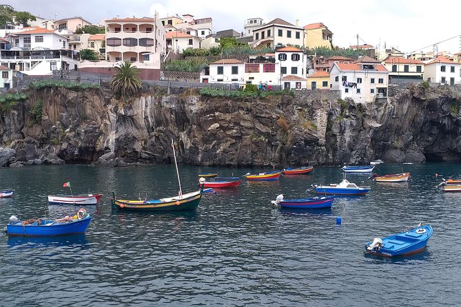 The best of the West of Madeira - Ribeira Brava and the climb mindset before Porto Moniz