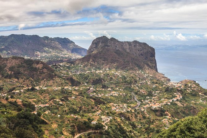 The East Tour-Pico do Areeiro,Santana & Pico do Facho Small Group - Pico do Facho viewpoint: the included ticket photo moment