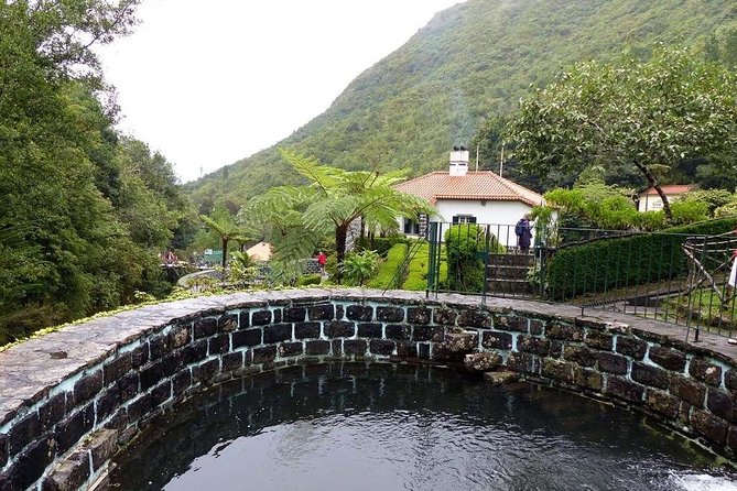 Tour - 8 Villages to the East - Fortress of Faial: a North Coast village with chapel history