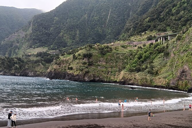 Tour of Madeira Island West and North 110 Euros per car - Sao Vicente: Chapel of St. Vincent and Aqua d’Alto Waterfall