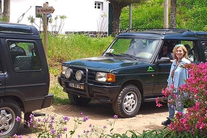 Traditional Sunday Market - Half Day Tour - 4x4 - Pico do Arieiro: Madeira’s highest car-accessible viewpoint (1810 m)