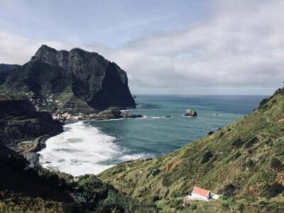 Transfer from Porto da Cruz to Pico Ruivo – Arieiro Or PR9