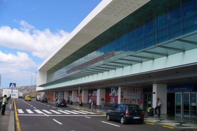 Transfer Privado e Confiável: Aeroporto → Funchal (ou vice-versa)