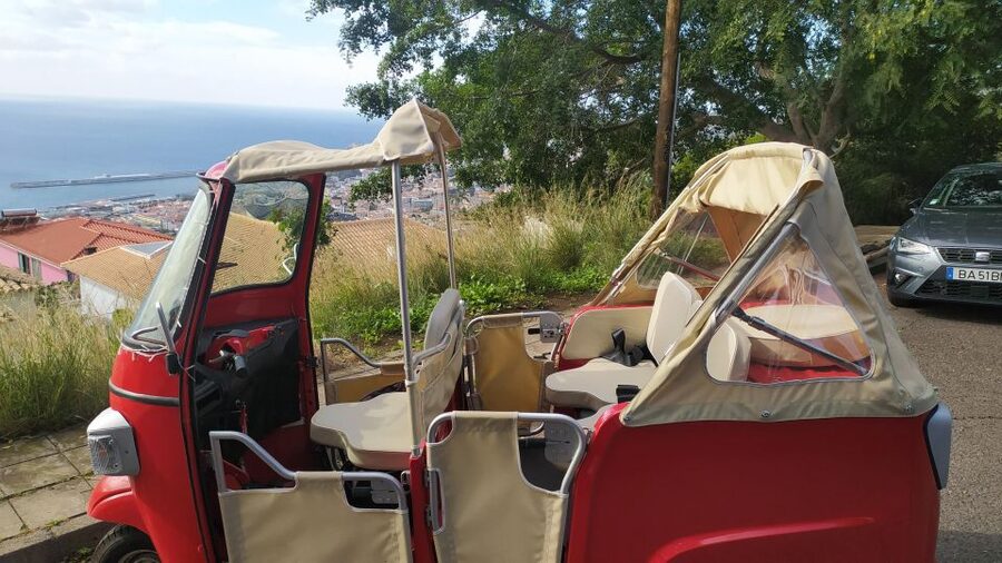 Tuk Tuk Botanical Garden - Madeira Island - A short Tuk Tuk loop through Funchal Old Town