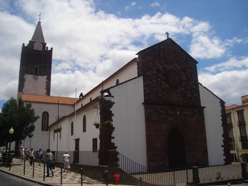 Tuk Tuk Funchal City - Madeira Island - Key things I’d budget time for