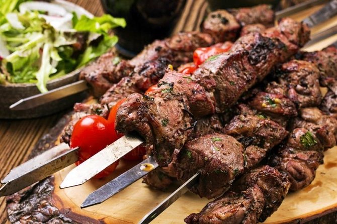 Typical night in Madeira - Key things to know before your Madeira folk dinner