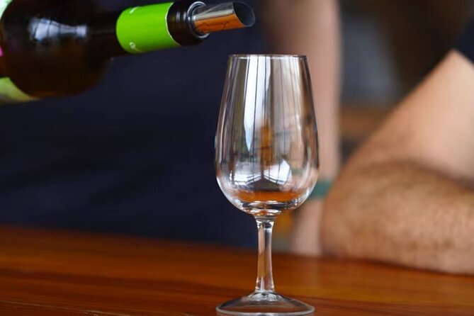 Visiting local Vineyard With Wine Tasting & Lunch included - Sao Vicente vineyard time: guided tour, tasting, and tapa