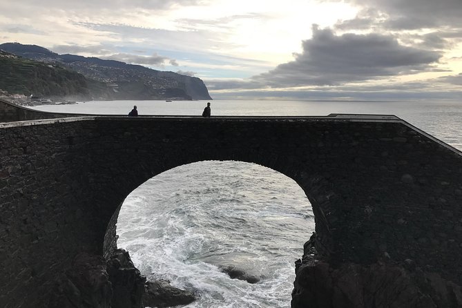 West Madeira 4x4 Tour with Local Guide - Stop 5: Cabo Girão, the highest sea cliff and a glass-floor platform