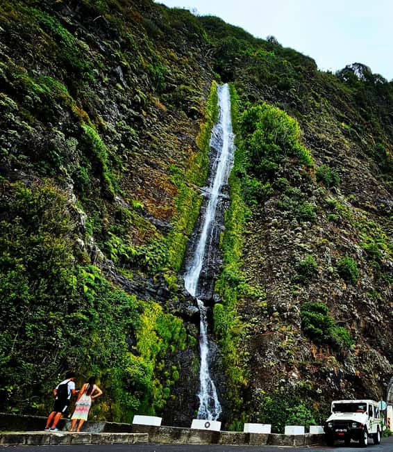 West Tour Madeira – Jeep tour through Fanal, Seixal, Porto Moniz and more - Ribeira da Janela, sea rocks, and quick photo time