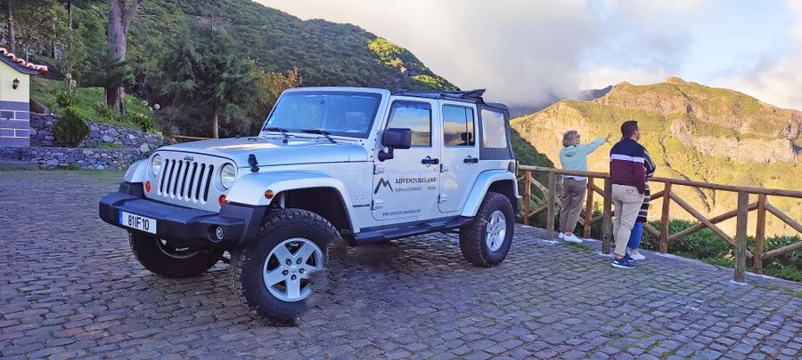 West tour - Porto Moniz VIP 4X4 Wrangler Tour 8h trip - Ribeira da Janela viewpoints: where the day starts looking dramatic