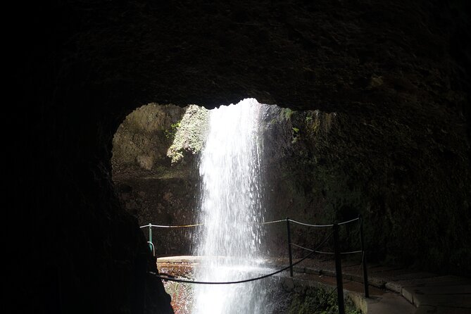 Wet your hair in the amazing Moinhos/Nova Levada - Weather, Fires, and Route Realities on Madeira